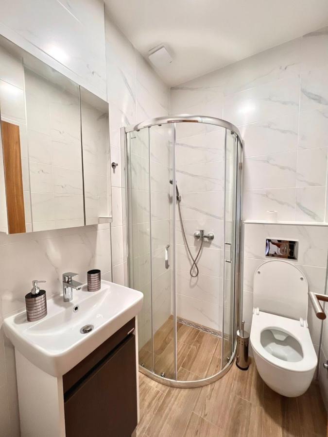 Dani Lux Belgrade Center Studio Apartment Bagian luar foto