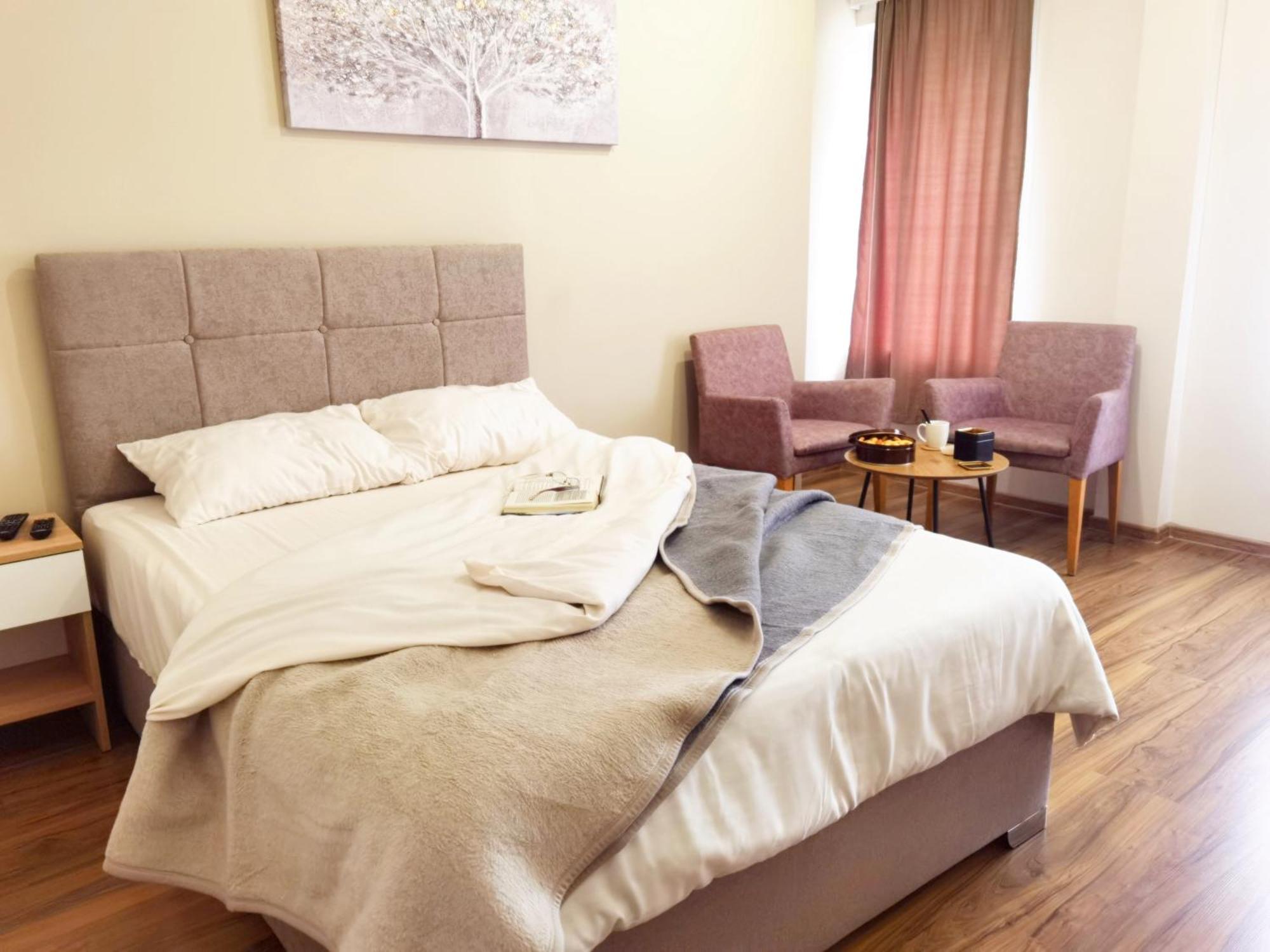 Dani Lux Belgrade Center Studio Apartment Bagian luar foto